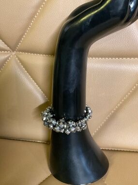 Vintage Hematite-Tone Faceted Crystal Cluster Stretch Bracelet – Gunmetal